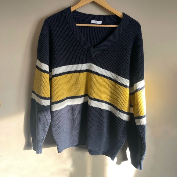 TNA Beacon Sweater - Picture 2 of 3